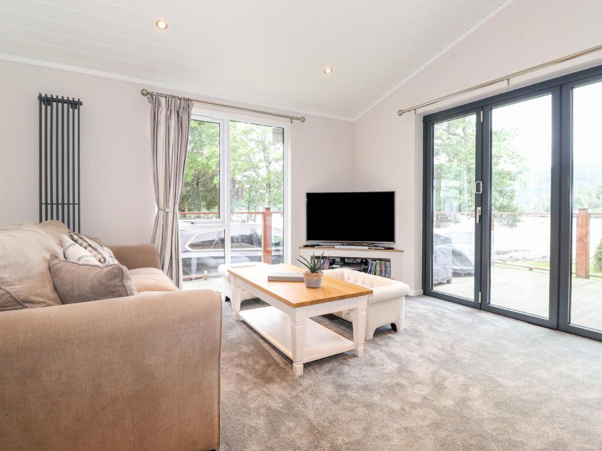 Loubi'S Lakeside Lodge Windermere Buitenkant foto