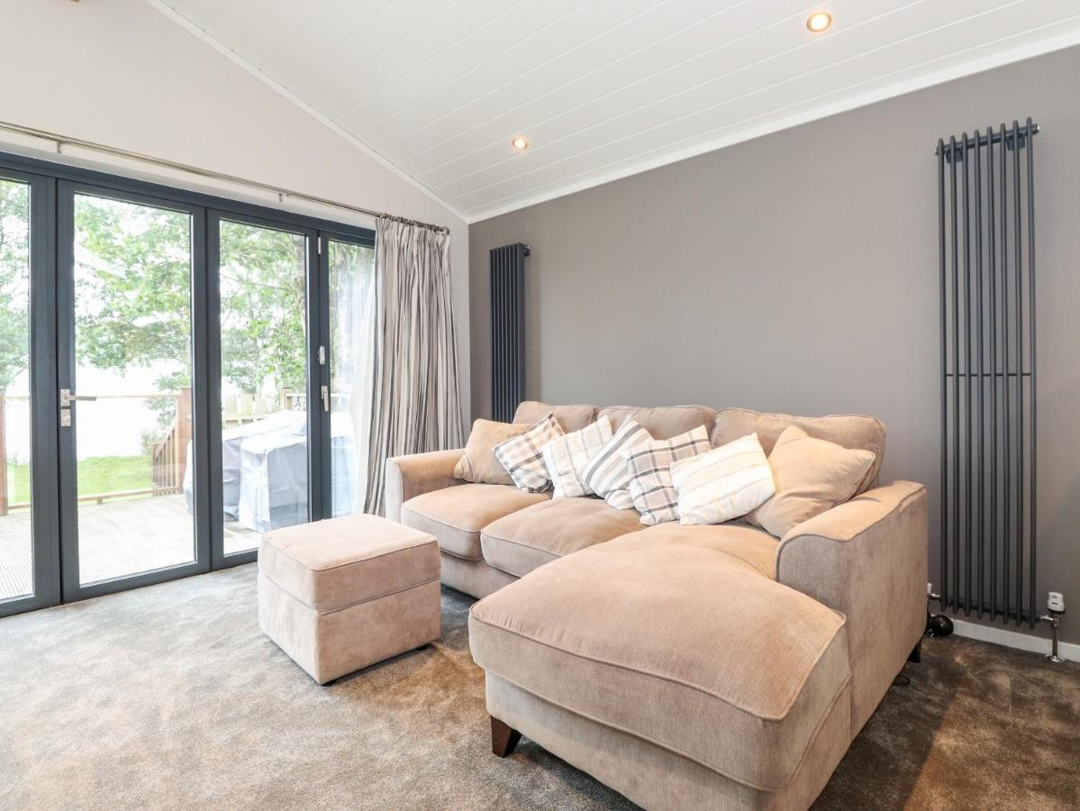 Loubi'S Lakeside Lodge Windermere Buitenkant foto
